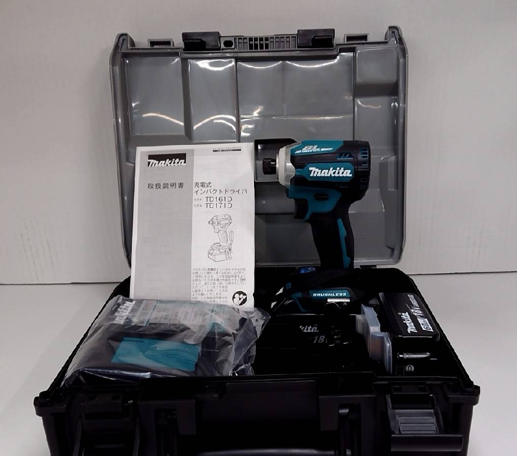 Makita - マキタ インパクト 14.4vの+crystalchambers.co.uk