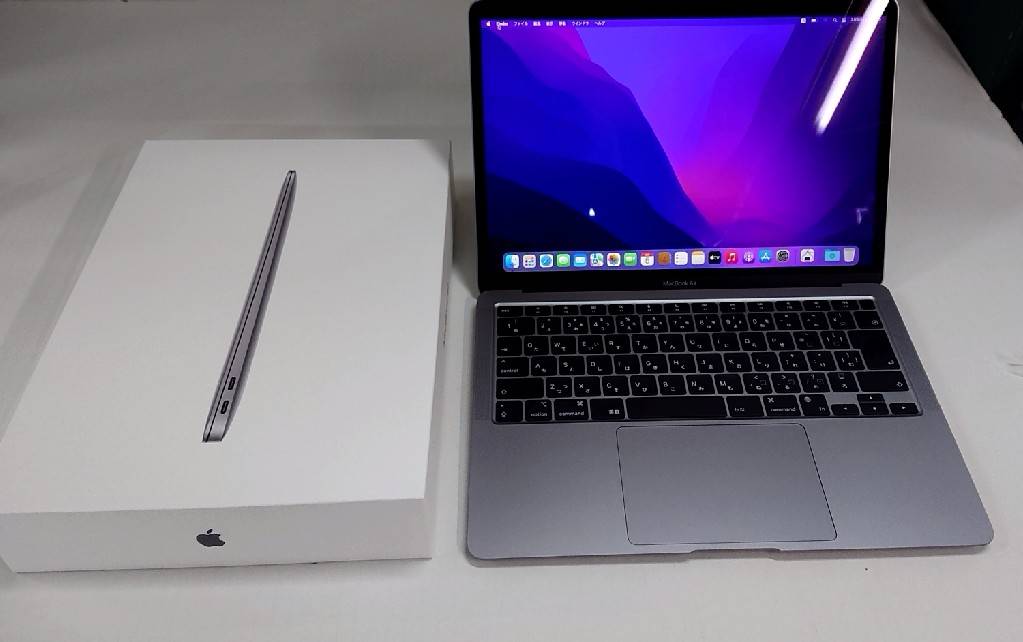 ☆〈MacBook Air Retinaディスプレイ 13.3 【MGN63J/A】〉入荷