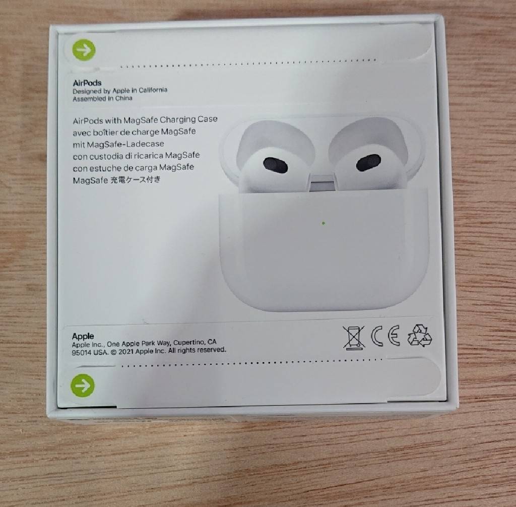 ☆〈appple AirPods 第3世代 MME73J/A 未開封品〉入荷しました